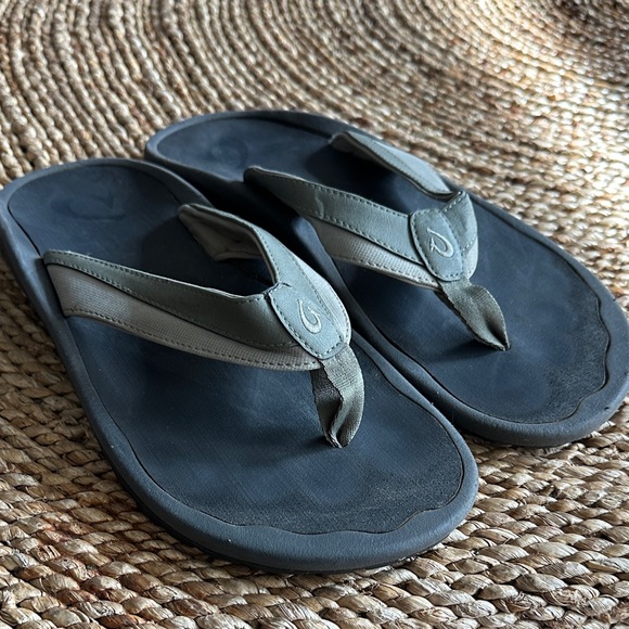 Olu Kai size 12 Gray and Black Flip Flops main image 8